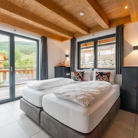 Dağ evi Alpinn Wellness Sankt Margarethen im Lungau
