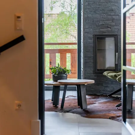 Alpinn Wellness Chalet *