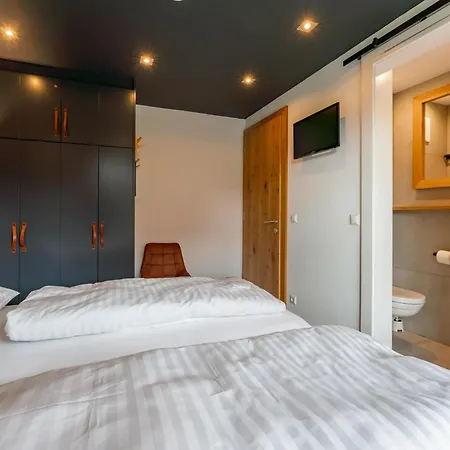 Alpinn Wellness Dağ evi