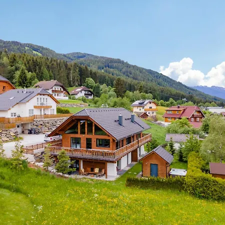 Dağ evi Alpinn Wellness Sankt Margarethen im Lungau